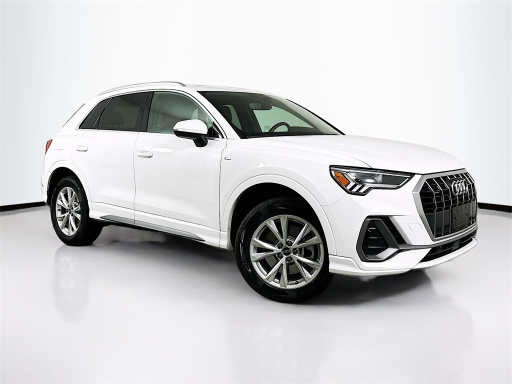 2024 Audi Q3 Premium