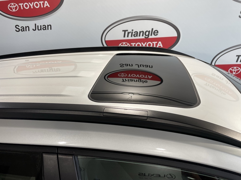 Thumbnail: 2025 Toyota Corolla Cross - 10