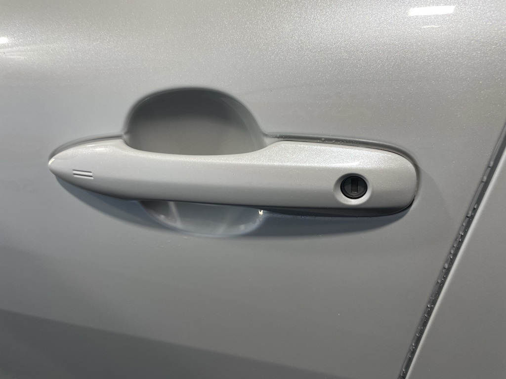 Thumbnail: 2025 Toyota Corolla Cross - 14