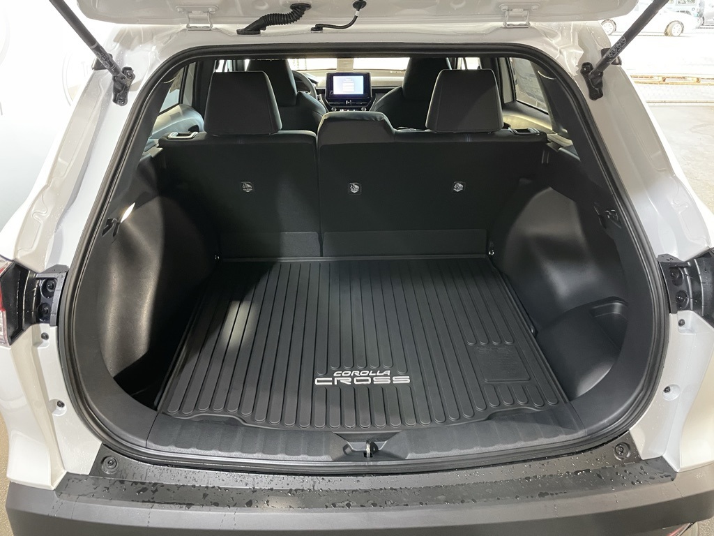 Thumbnail: 2025 Toyota Corolla Cross - 24