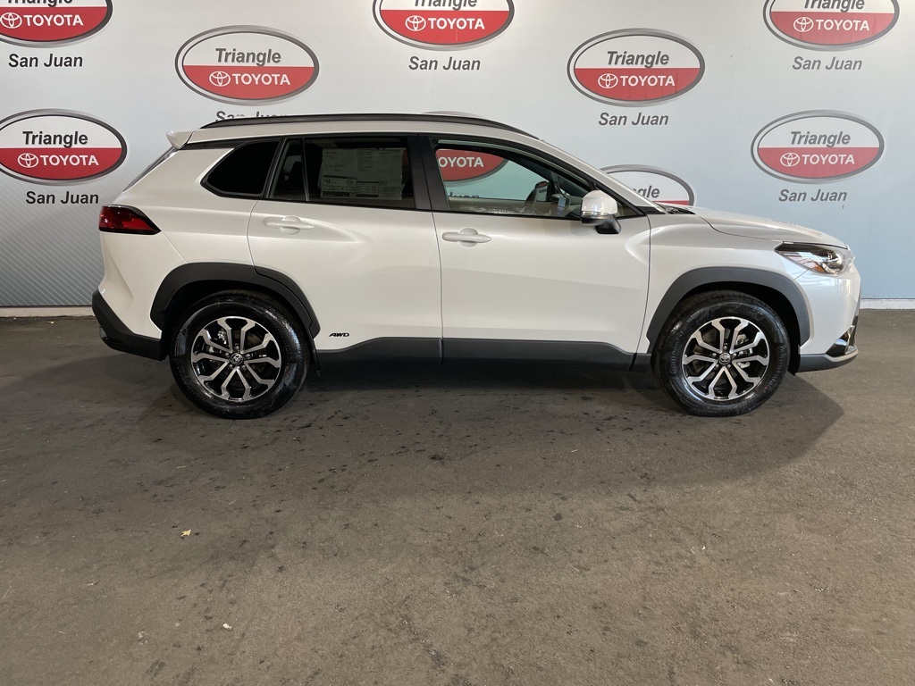 Thumbnail: 2025 Toyota Corolla Cross - 6