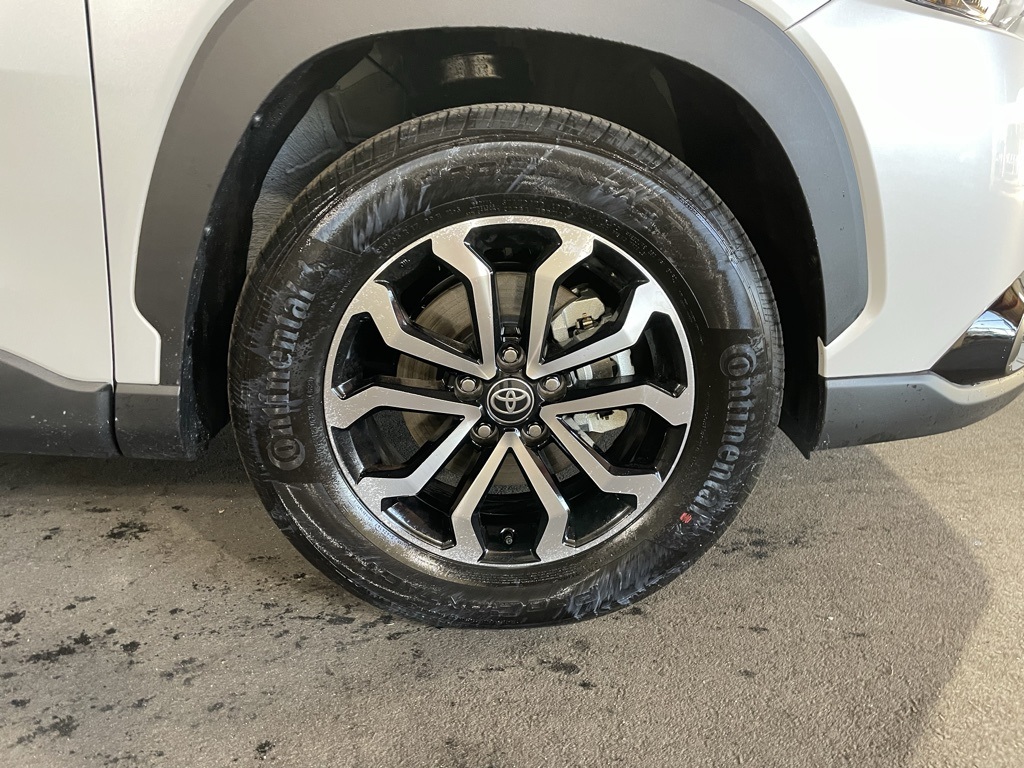 Thumbnail: 2025 Toyota Corolla Cross - 7