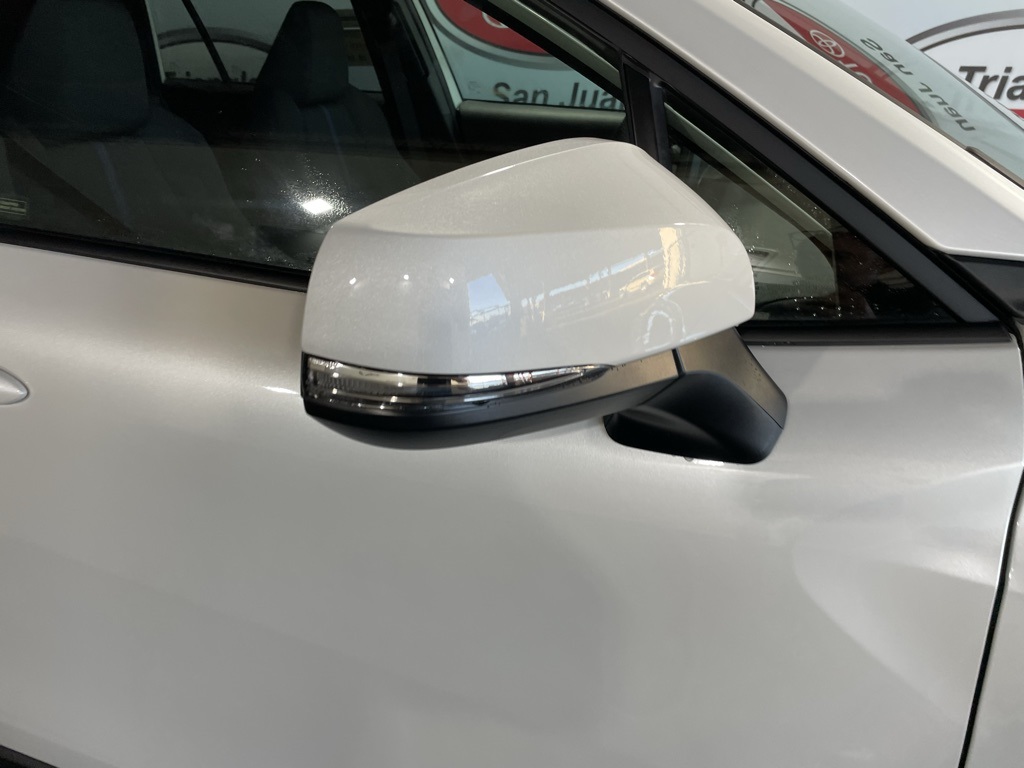 Thumbnail: 2025 Toyota Corolla Cross - 9