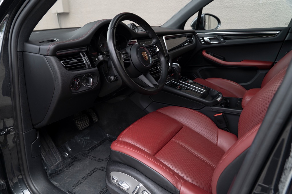 2022 Porsche Macan S - Photo 14