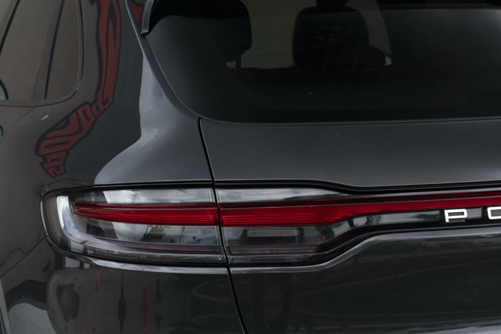 2022 Porsche Macan S - Photo 59
