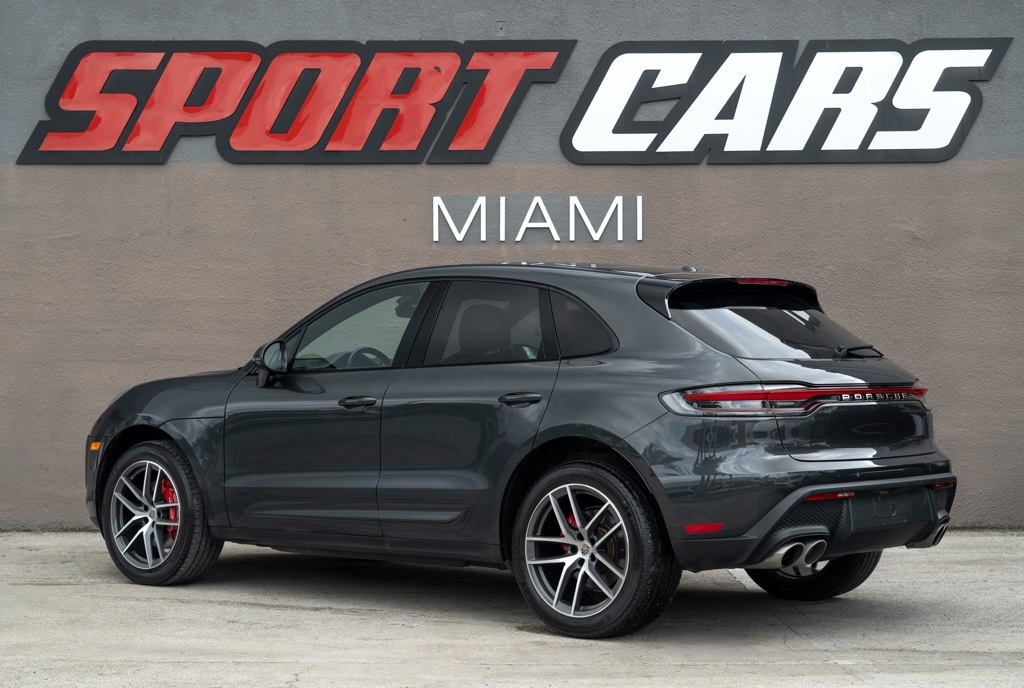 2022 Porsche Macan S - Photo 9