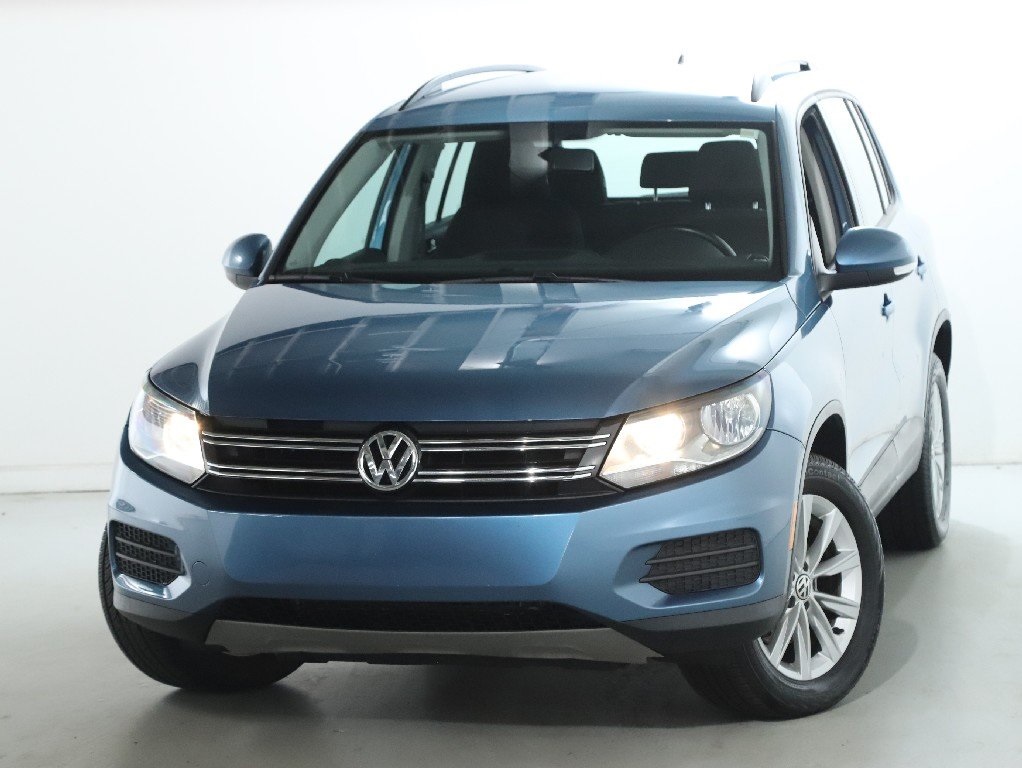 2017 Volkswagen Tiguan Limited Base
