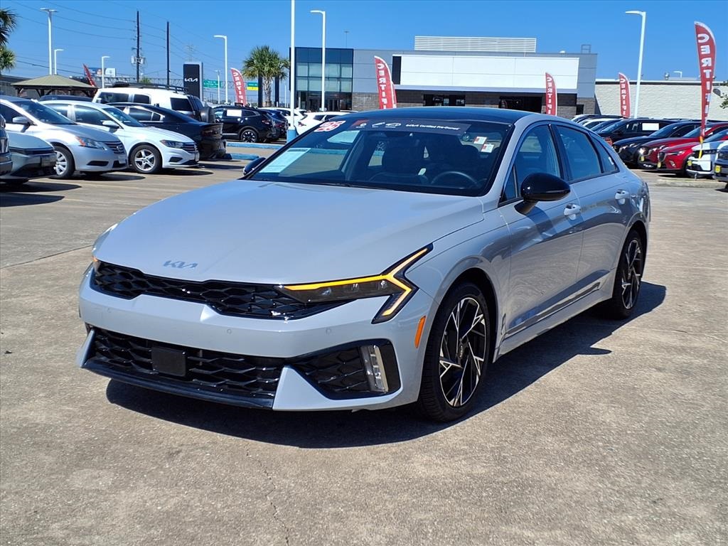 2025 Kia K5 GT-Line - 1