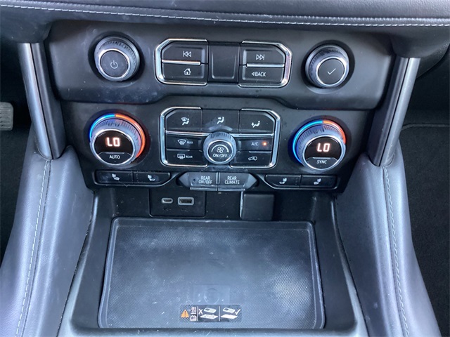 Used Car 2022 Chevrolet Tahoe  Lt For Sale Under $50,000 In San Antonio, Texas