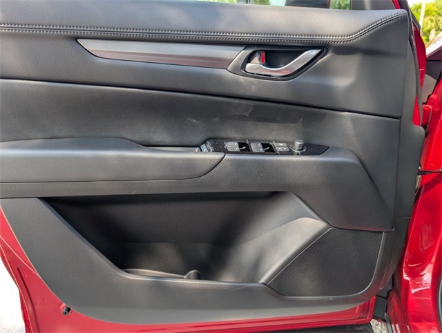 2025 Mazda CX-5 2.5 S Preferred Package - 9