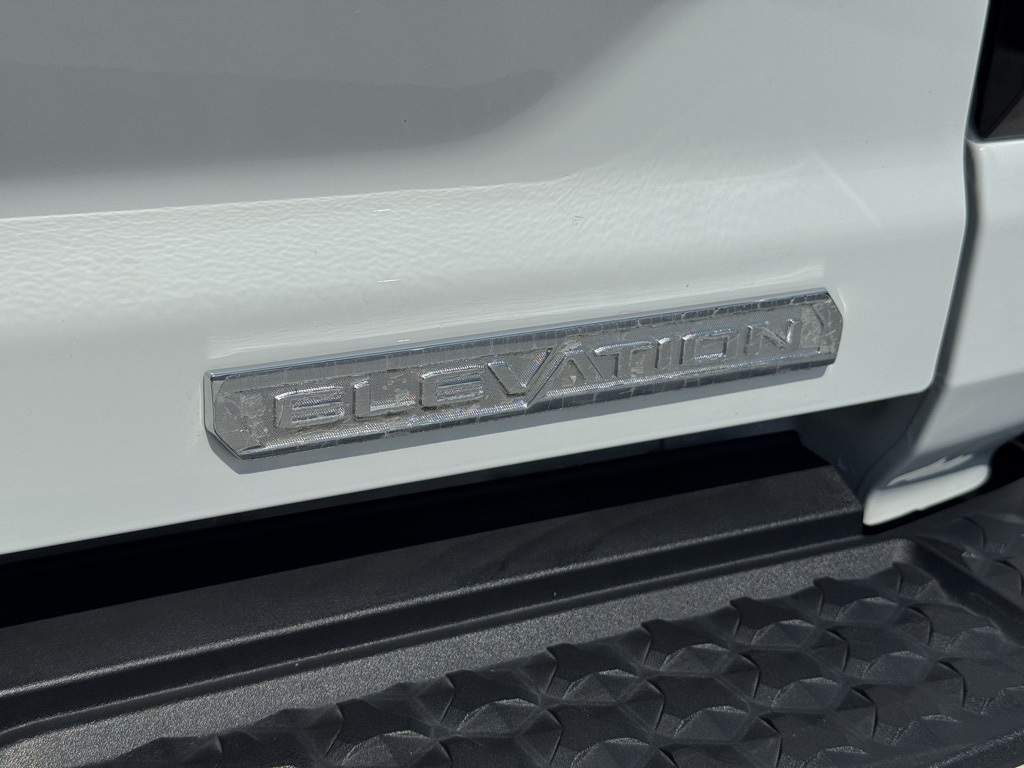 2023 Gmc Canyon Elevation photo 13