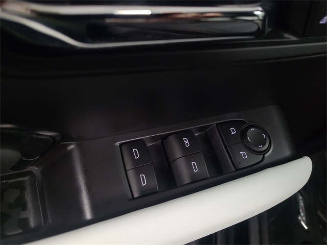 2025 – GMC – Canyon