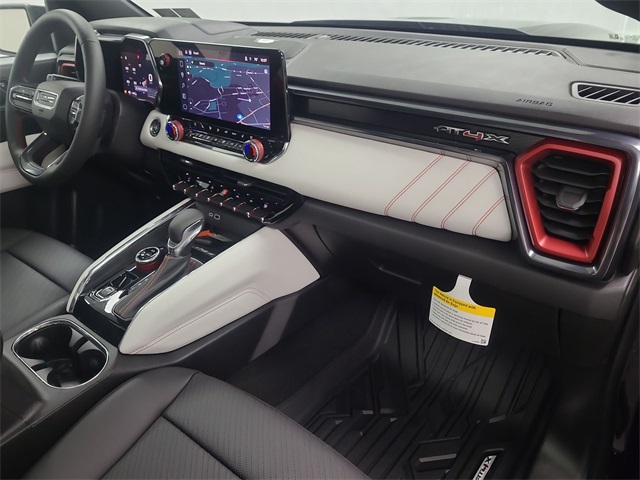 2025 – GMC – Canyon