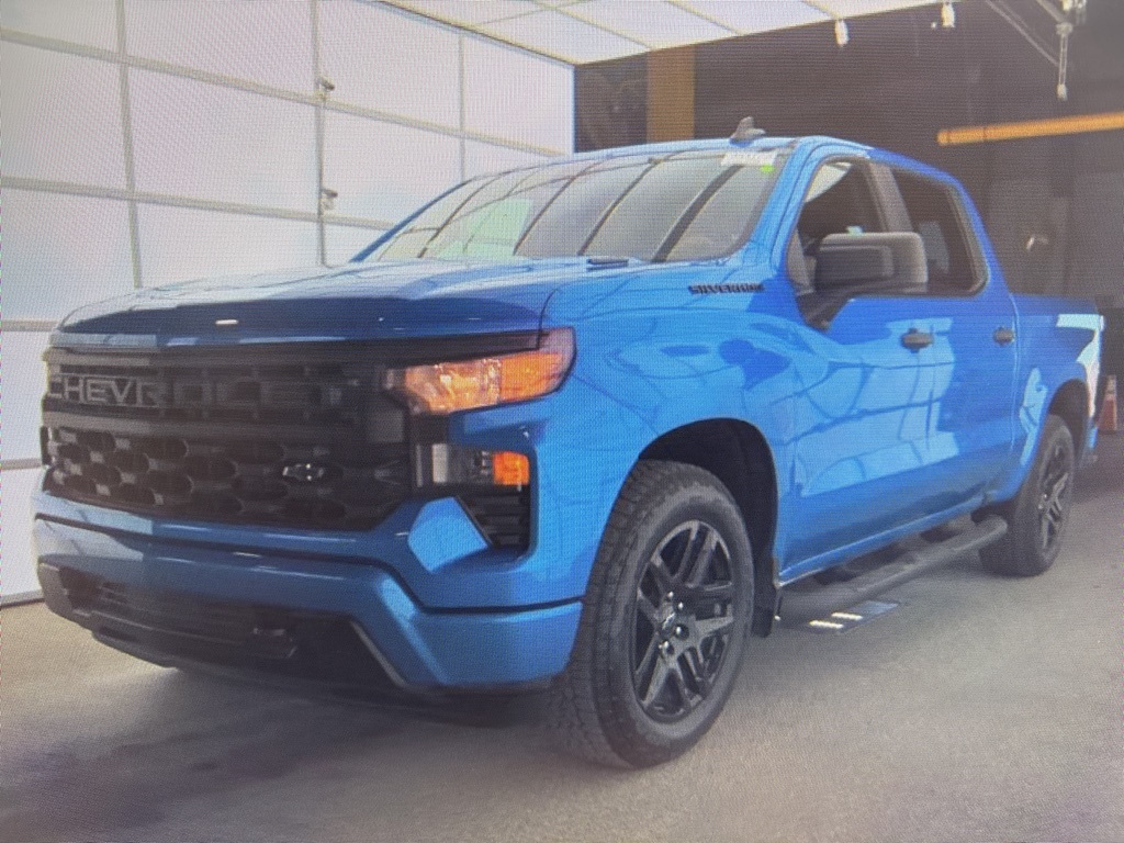 2025 Chevrolet Silverado 1500 Custom Crew Cab RWD