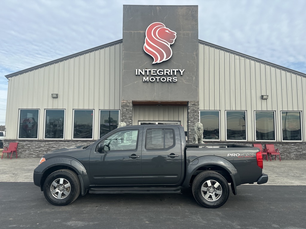 2011 Nissan Frontier PRO-4X Crew Cab 4WD