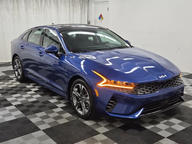 2023 Kia K5 EX's photo