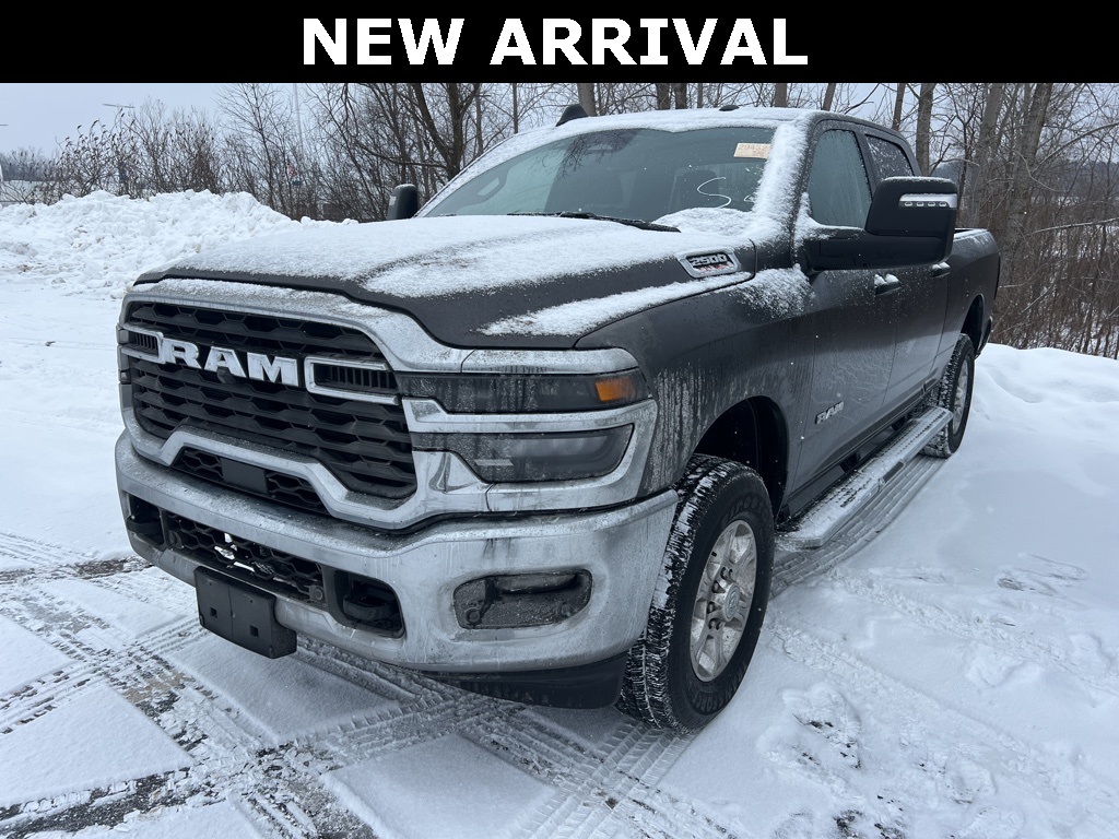 2025 RAM 2500 Big Horn Crew Cab 4WD