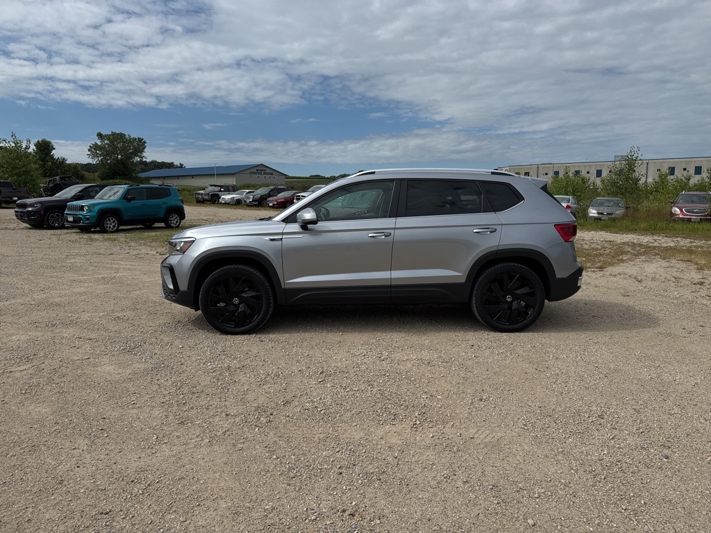 2024 Volkswagen Taos