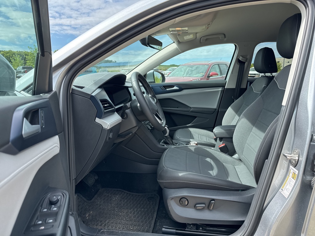 2024 Volkswagen Taos