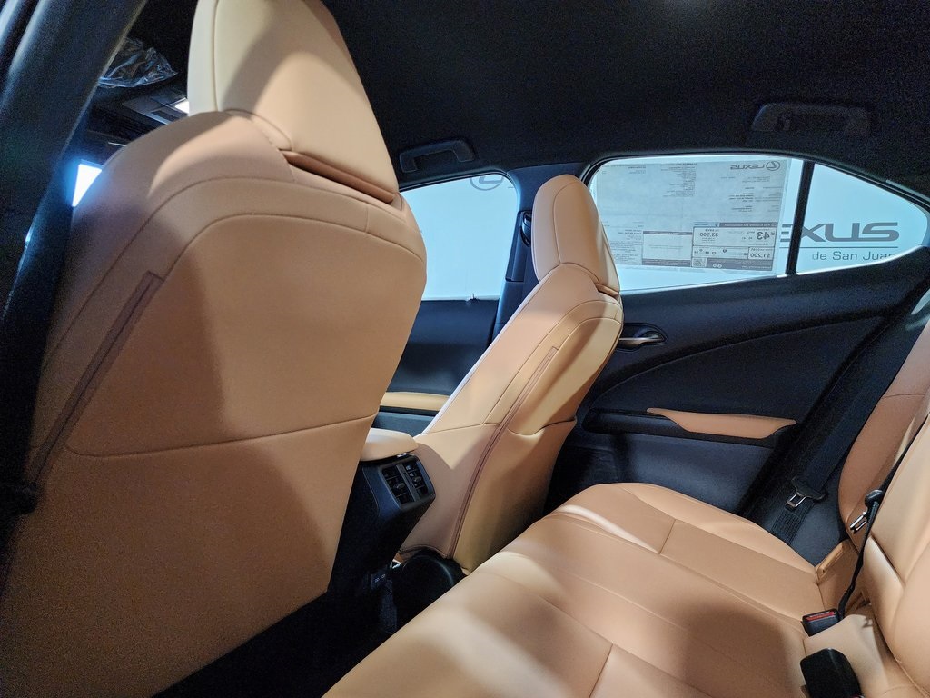 Thumbnail: 2025 Lexus UX - 26