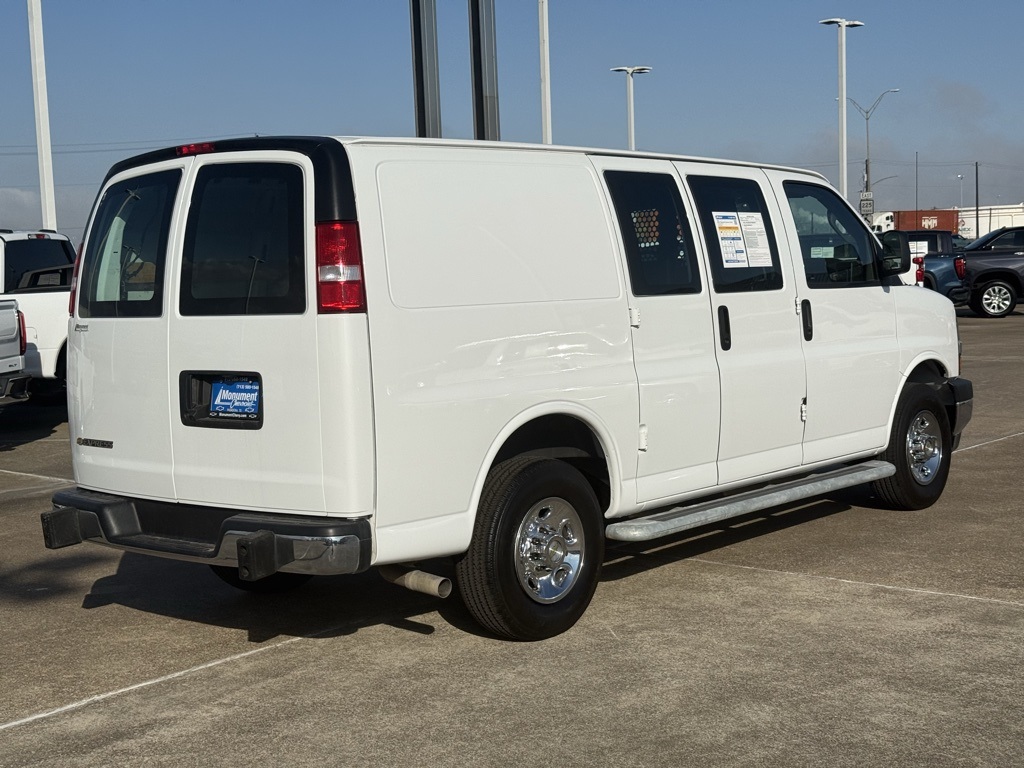2024 Chevrolet Express 2500 Work Van - 10