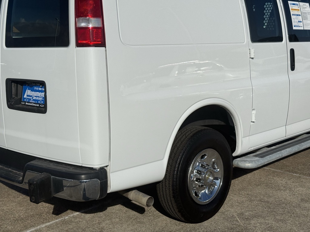 2024 Chevrolet Express 2500 Work Van - 11