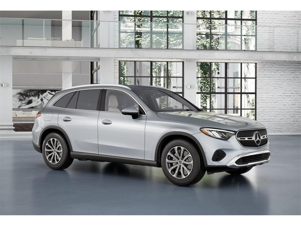 2025 Mercedes Benz GLC 300 photo 12