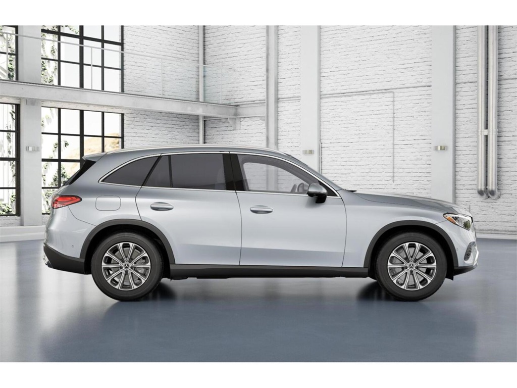 2025 Mercedes Benz GLC 300 photo 2