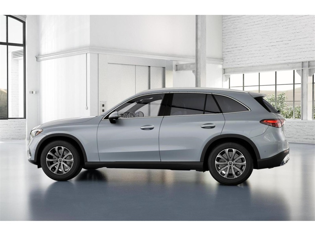 2025 Mercedes Benz GLC 300 photo 32