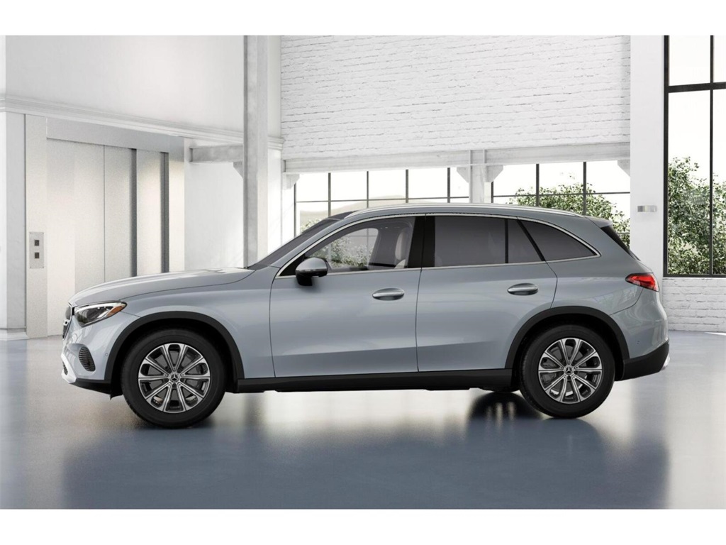 2025 Mercedes Benz GLC 300 photo 34