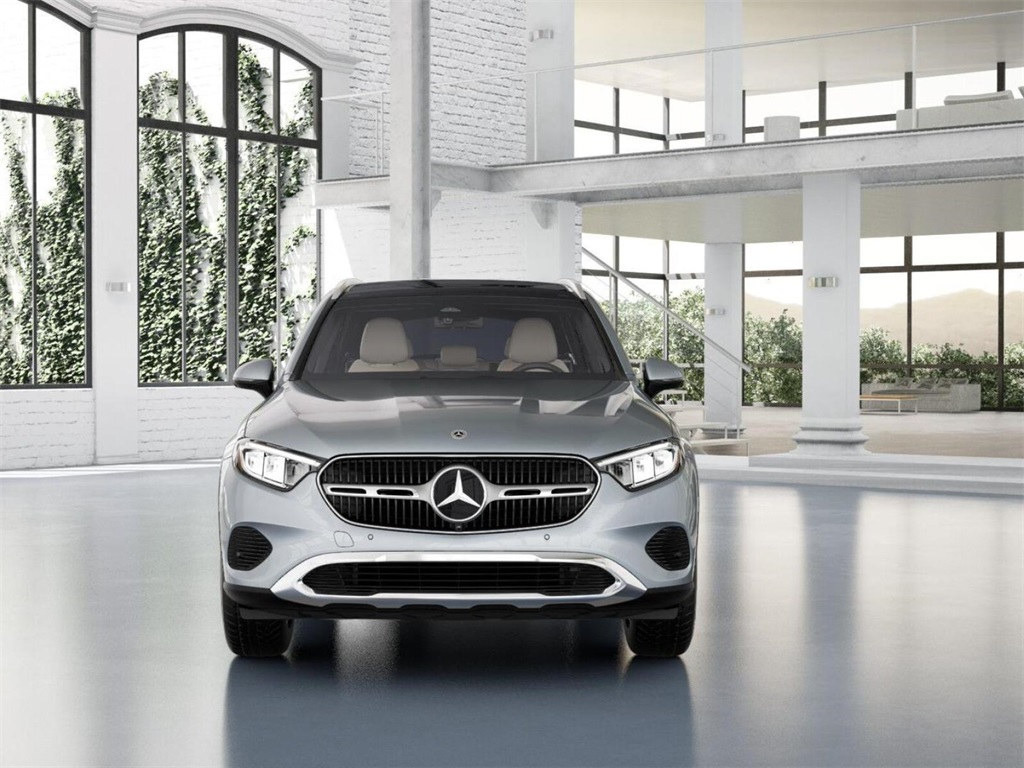 2025 Mercedes Benz GLC 300 photo 7