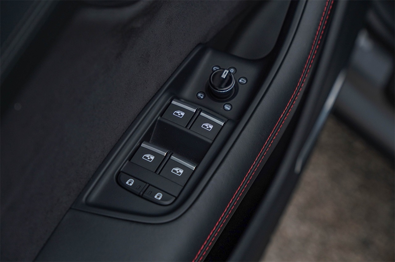 Used Car 2023 Audi Rs Q8  4.0t For Sale Under $100,000 In Austin, Texas