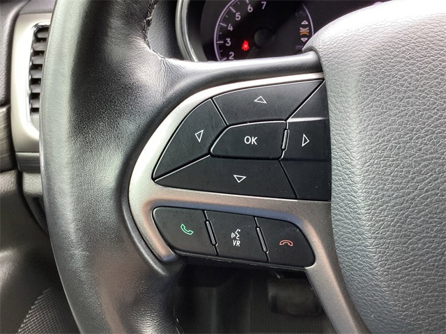 Used Car 2021 Jeep Grand Cherokee  Laredo E For Sale Under $25,000 In San Antonio, Texas