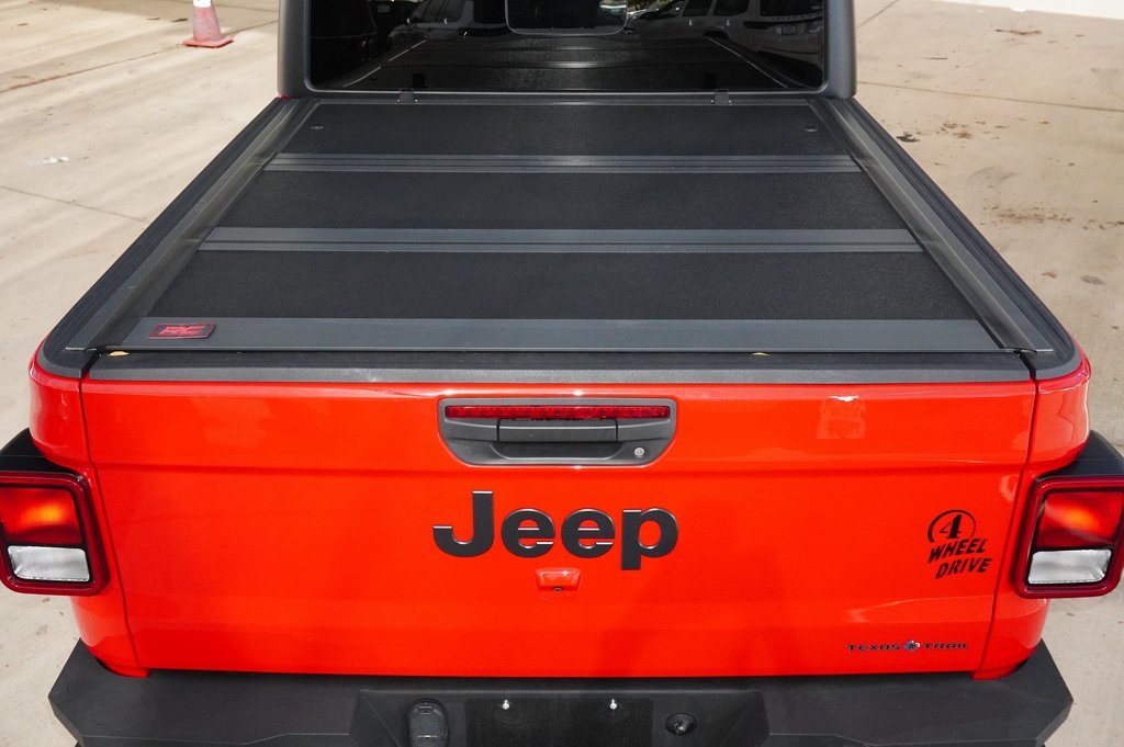 Used Car 2023 Jeep Gladiator  Willys For Sale Under $40,000 In Weatherford, Texas