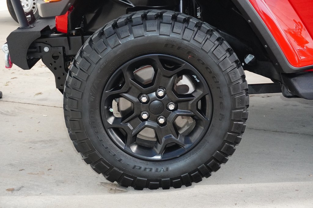 Used Car 2023 Jeep Gladiator  Willys For Sale Under $40,000 In Weatherford, Texas