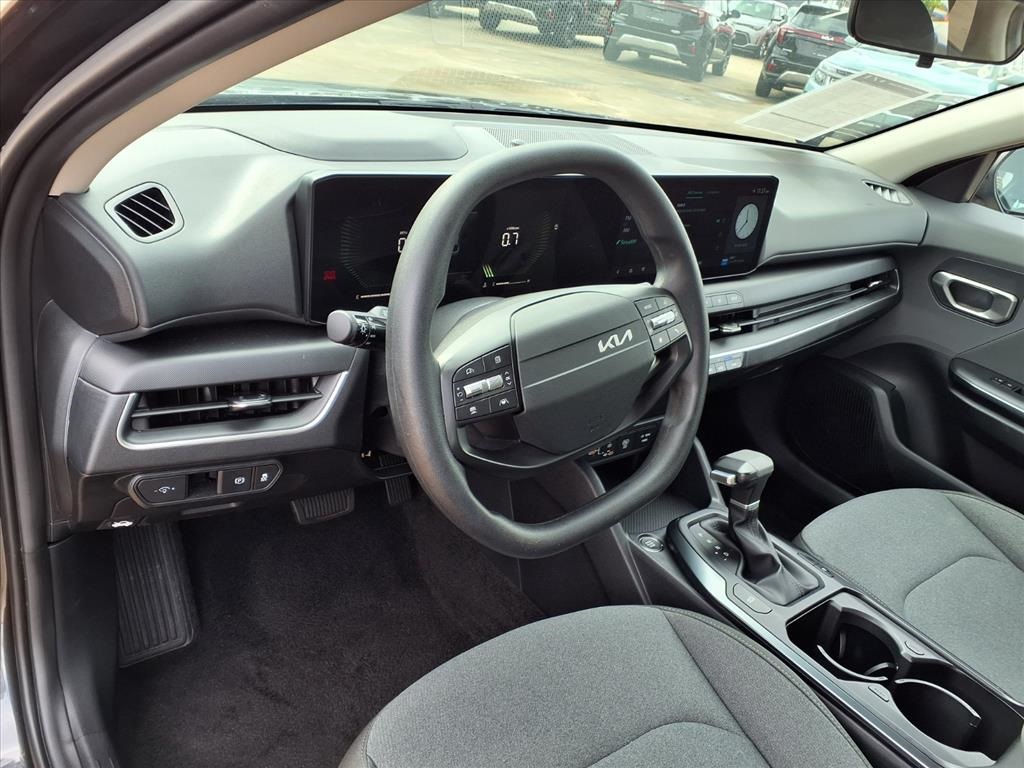 2025 Kia K4 LX - 10