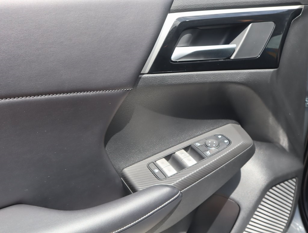 Thumbnail: 2024 Mitsubishi Outlander - 22