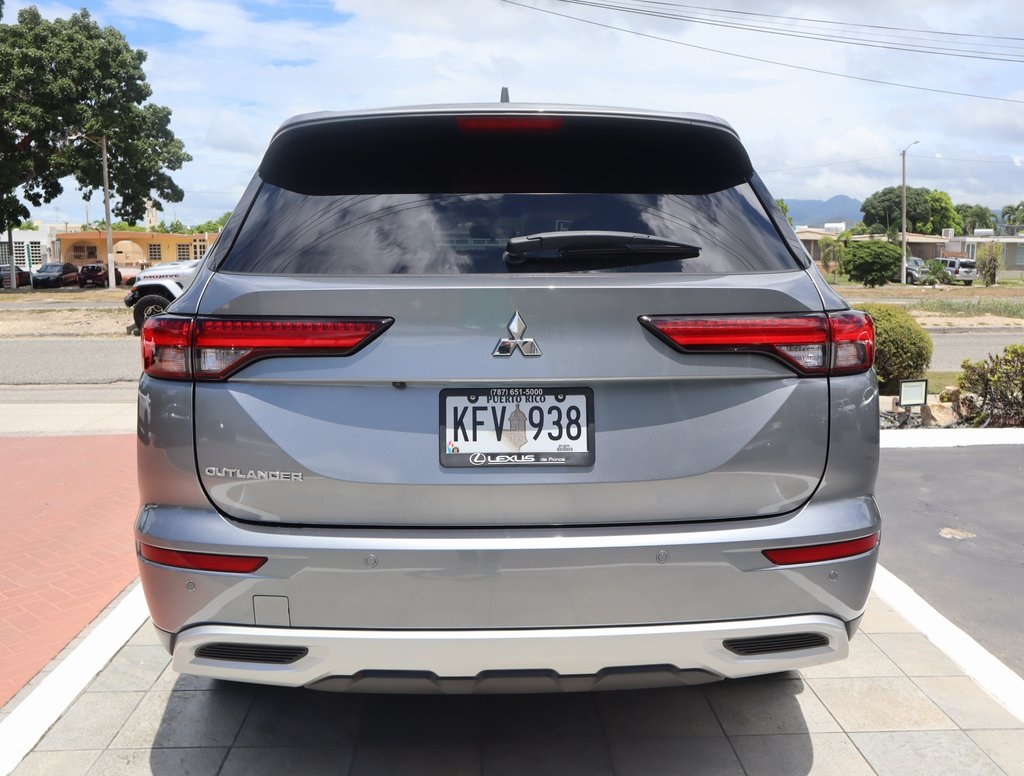Thumbnail: 2024 Mitsubishi Outlander - 6