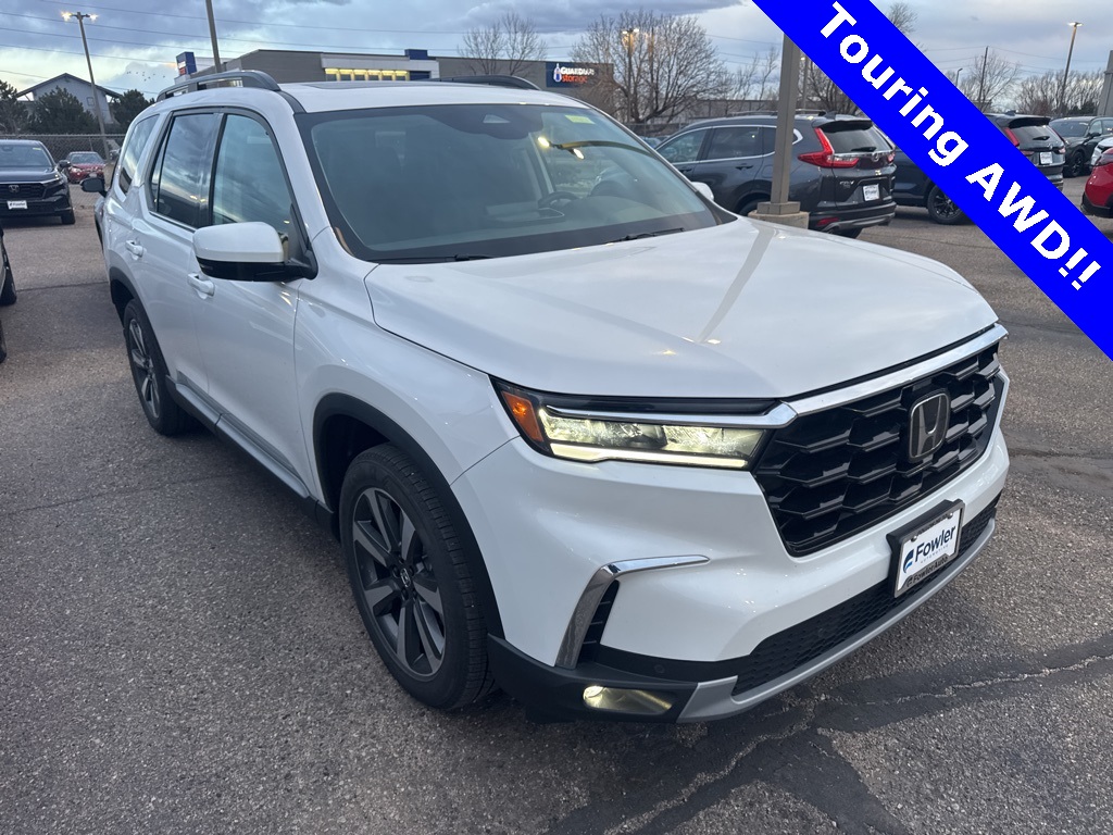 2025 Honda Pilot Touring AWD