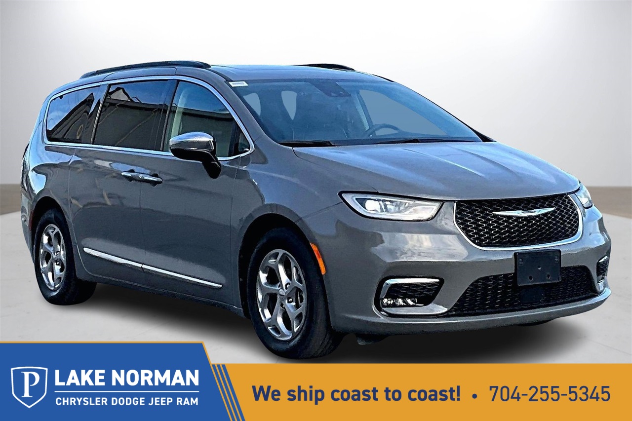 2023 Chrysler Pacifica Limited FWD