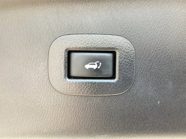 Used Car 2020 Nissan Armada  Platinum For Sale Under $30,000 In San Antonio, Texas