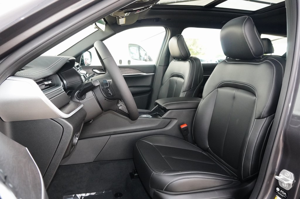 2025 Jeep Grand Cherokee L  Limited In Weatherford, Texas