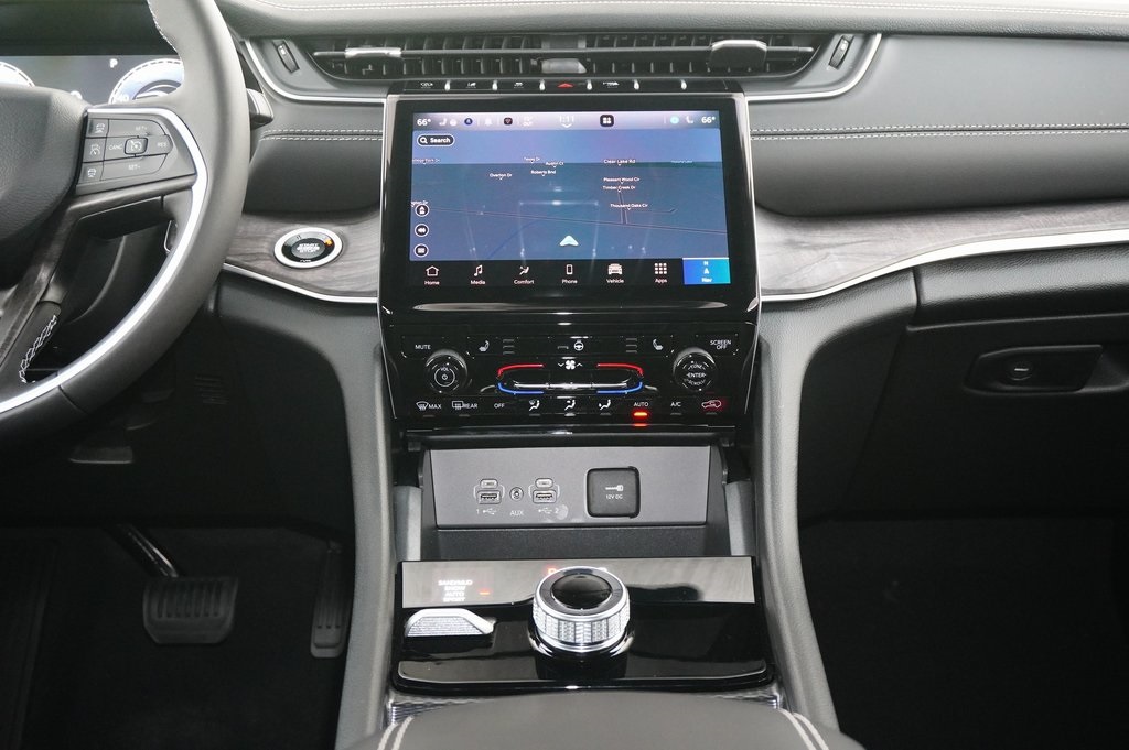 2025 Jeep Grand Cherokee L  Limited In Weatherford, Texas