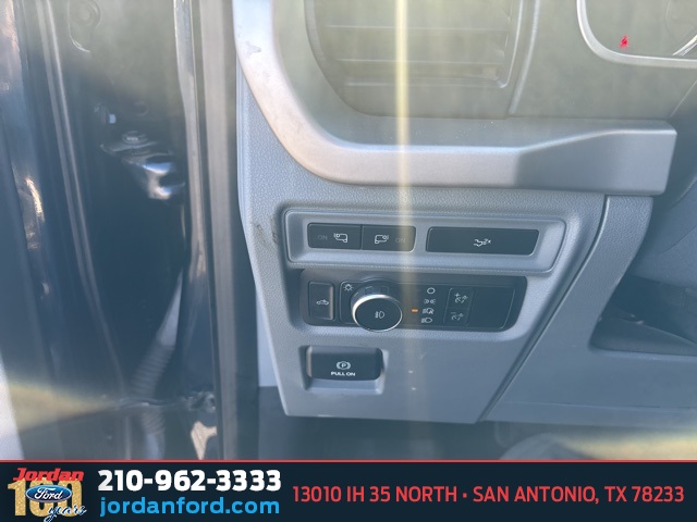 Used Car 2022 Ford F-150  Xlt For Sale Under $35,000 In San Antonio, Texas