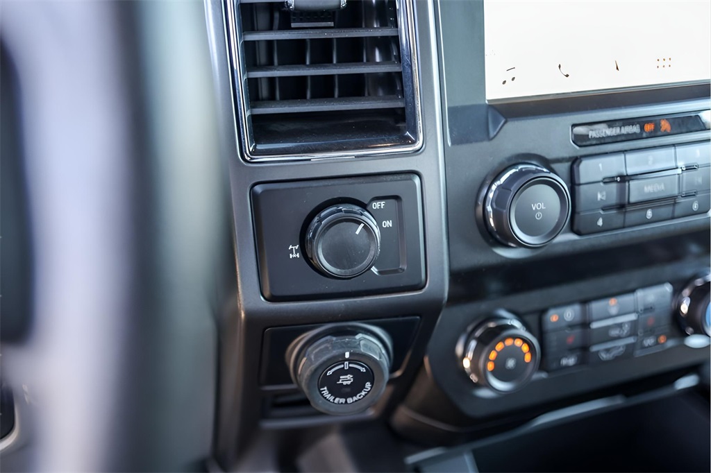 Used Car 2019 Ford F-150  Xlt For Sale Under $25,000 In Austin, Texas