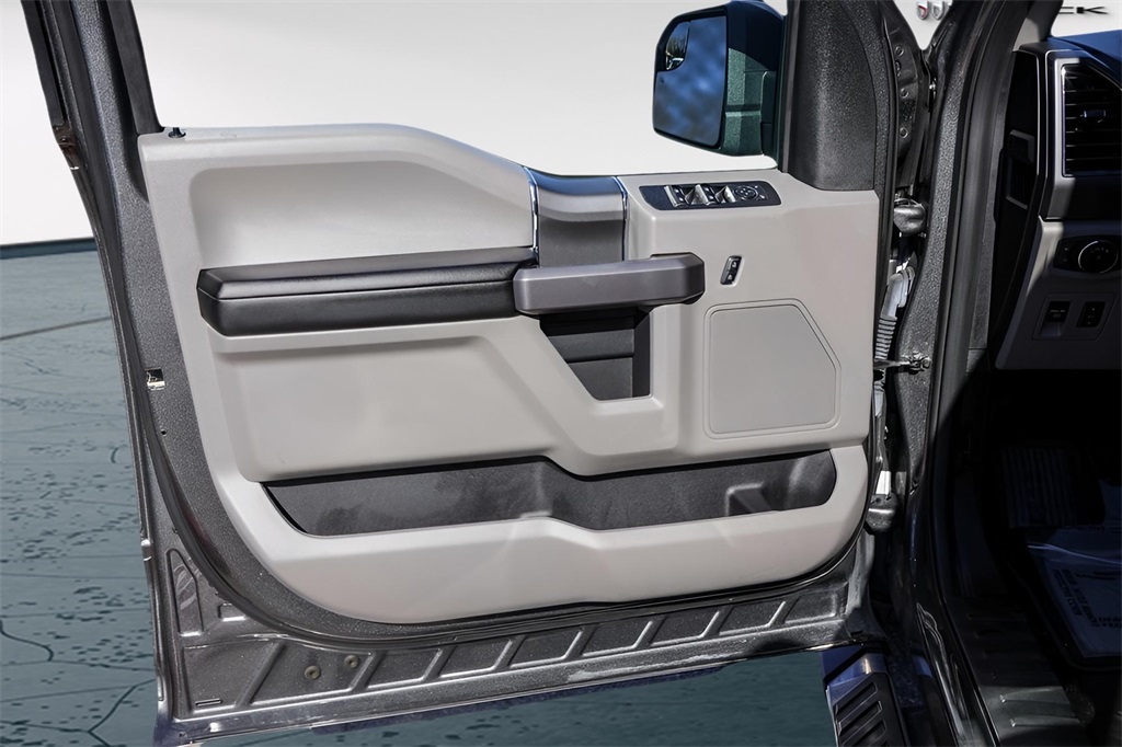 Used Car 2019 Ford F-150  Xlt For Sale Under $25,000 In Austin, Texas