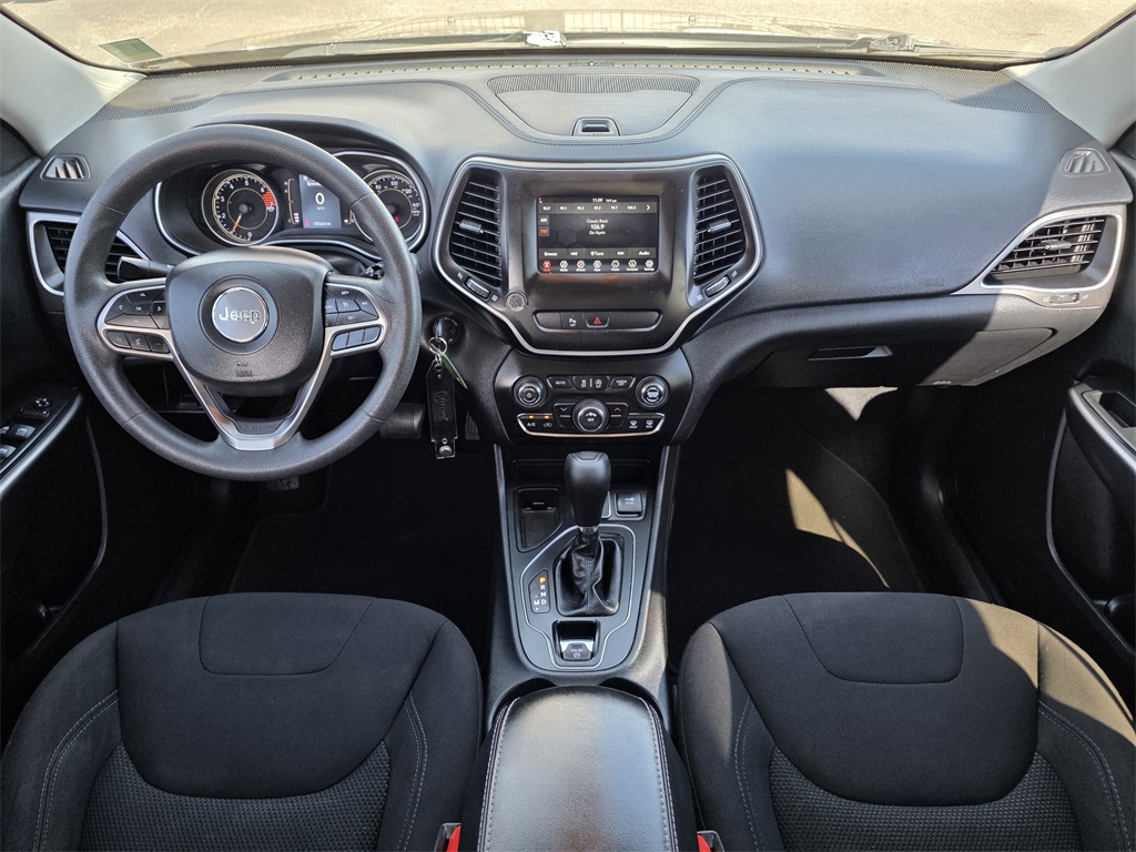 2020 Jeep Cherokee Latitude Black at AutoSavvy Houston Southwest