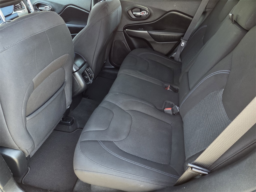 2020 Jeep Cherokee Latitude Black at AutoSavvy Houston Southwest