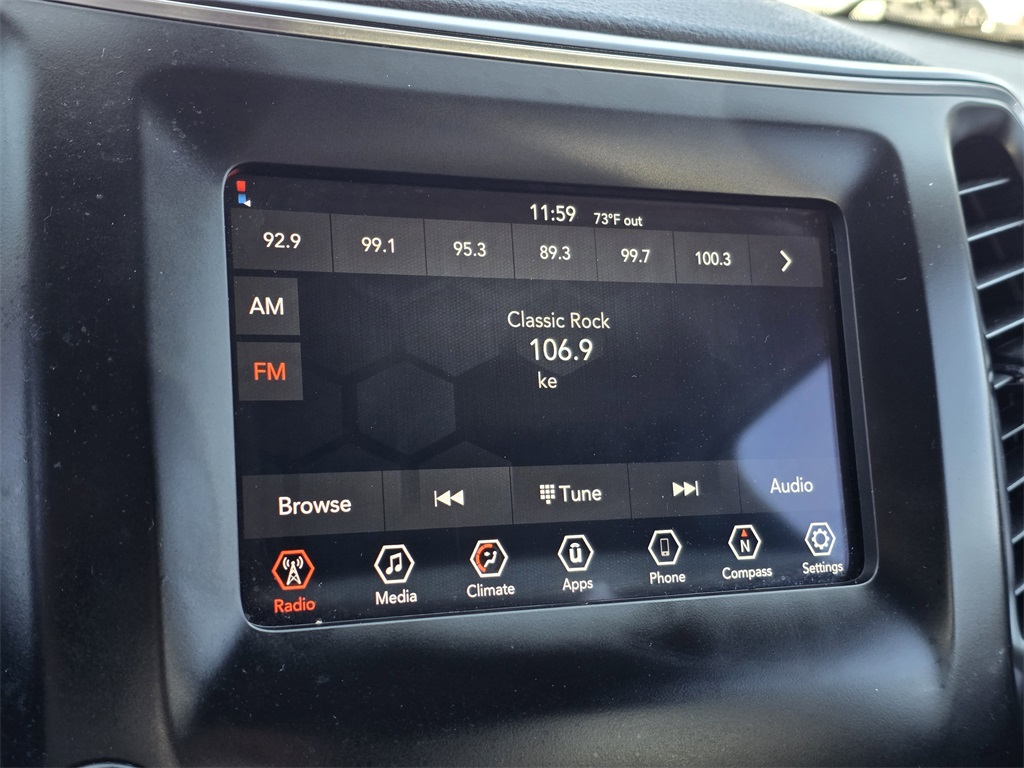 2020 Jeep Cherokee Latitude Black at AutoSavvy Houston Southwest