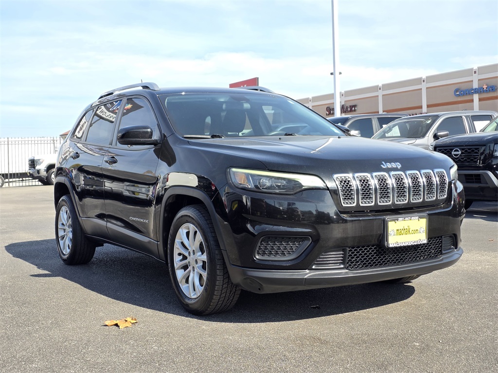 2020 Jeep Cherokee Latitude Black at AutoSavvy Houston Southwest